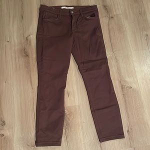 Joe’s Jeans. Skinny. Size 28.‎ Made in USA. Burgundy. Excellent condition!